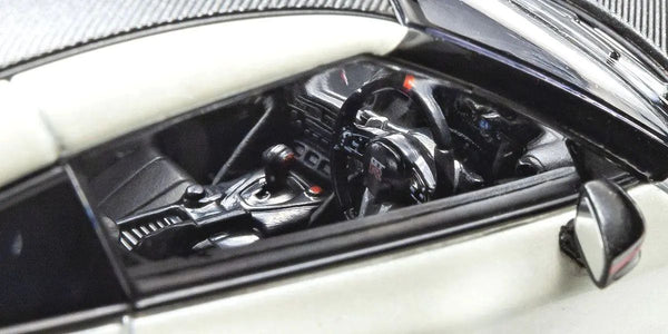 1/43 Nissan GT-R Nismo 2024 White, Model