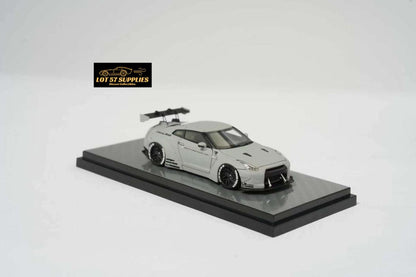 Error404 LB-Works Nissan Skyline GT-R R35 Fighter Grey / Candy Red Limited to 299 Pcs Each 1:64
