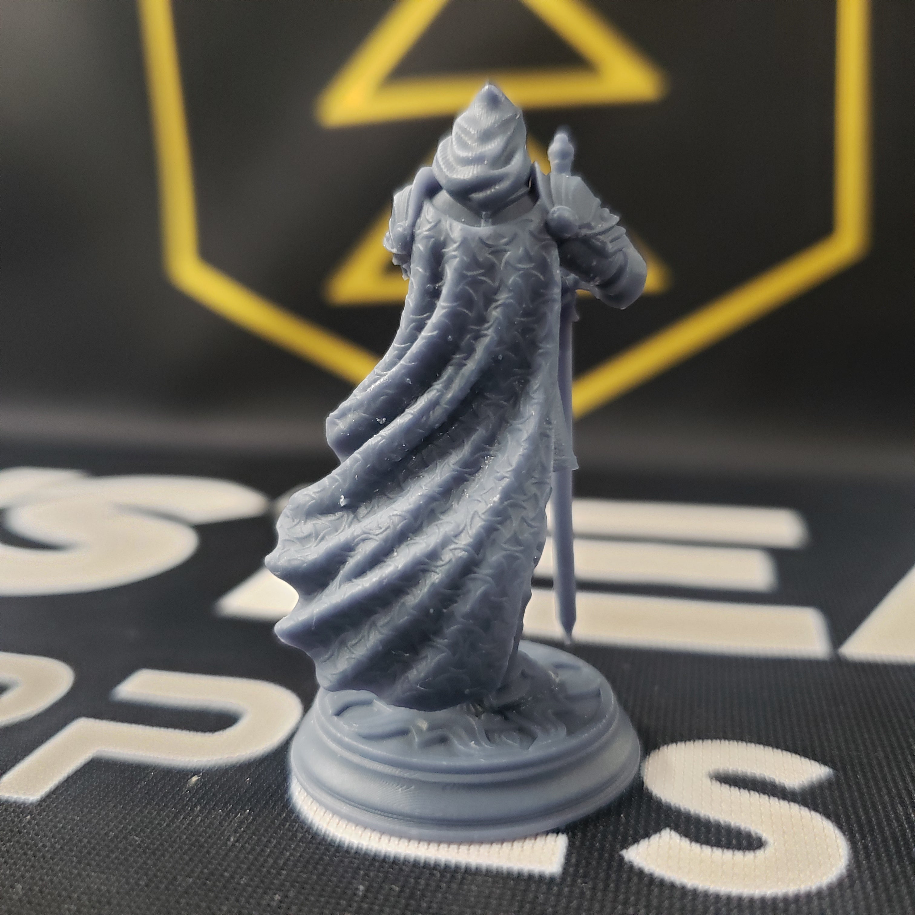Visage, The Faceless Knight (Male Undead Paladin)