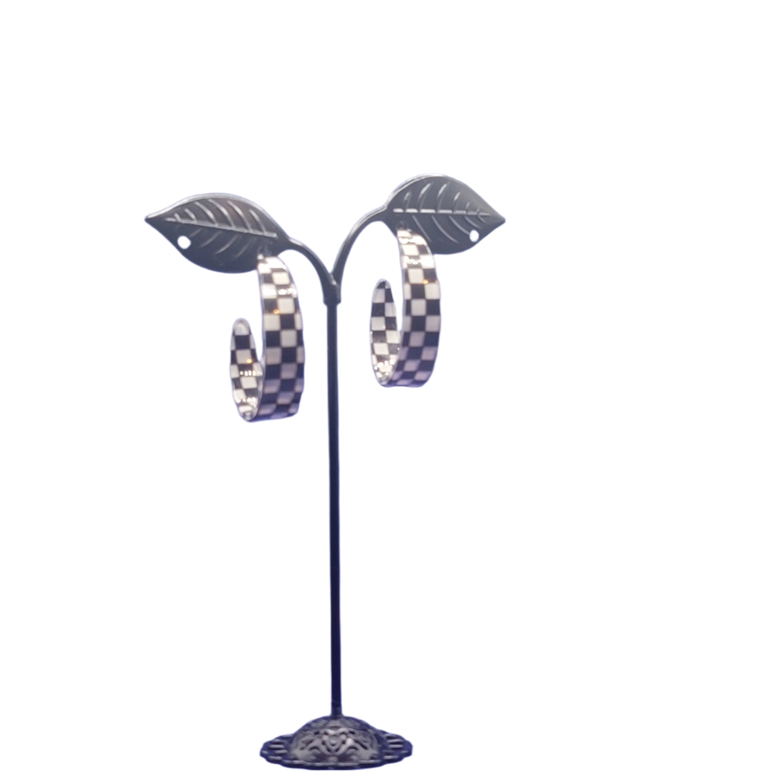 Checkerd hoop earrings