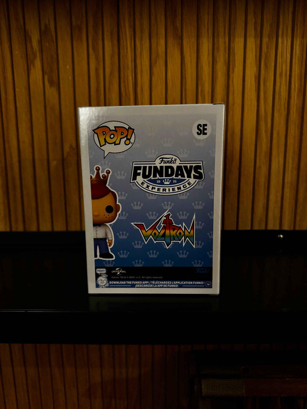 Funko Fundays Experience 2025: Pop! Originals Freddy Funko as Voltron (Metallic) LE2000