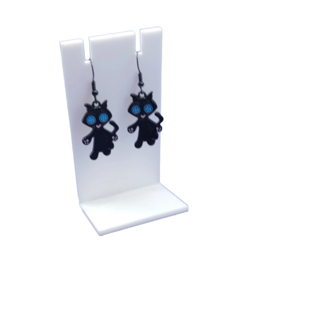 Cat doll earring