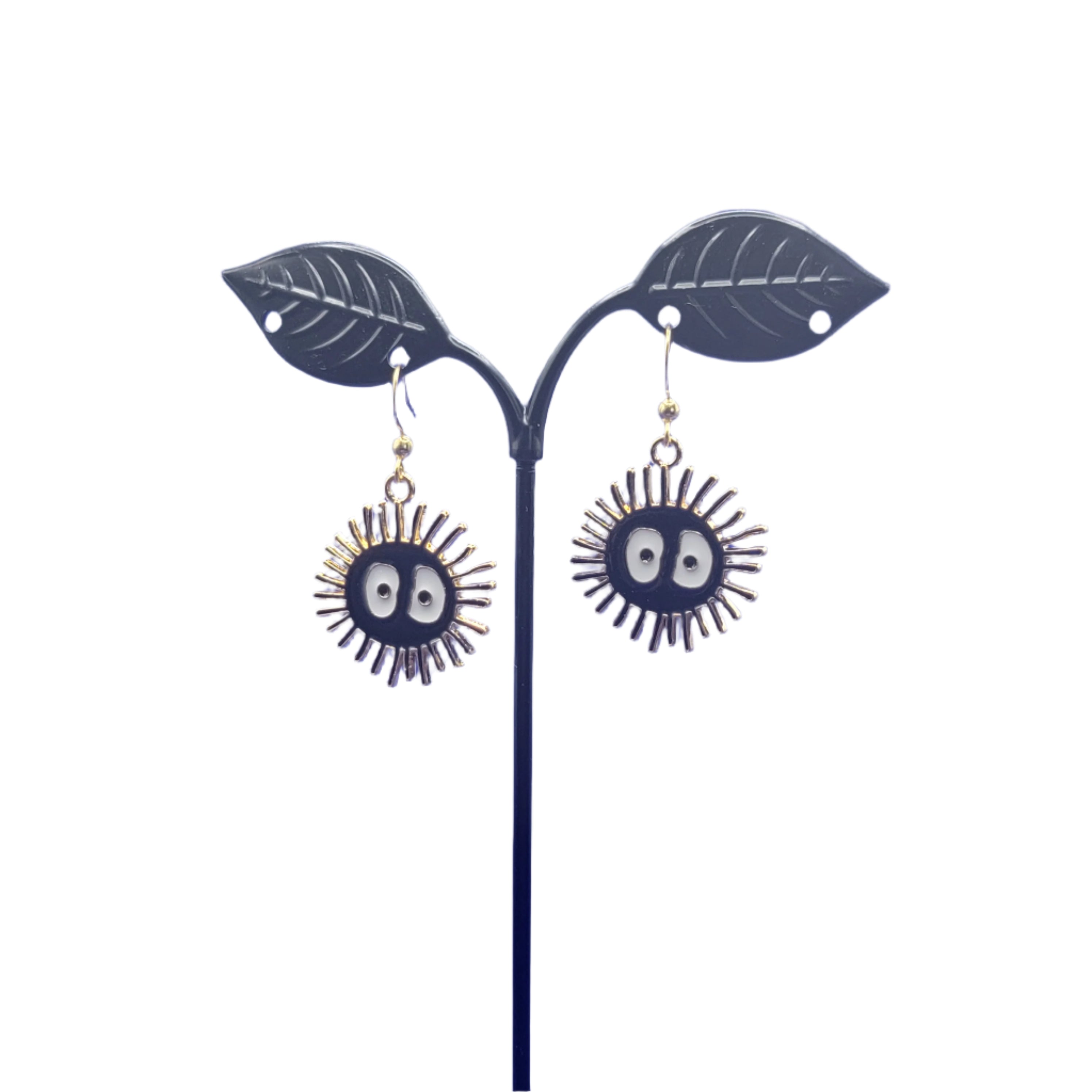 Susuwatari Soot Sprites Earrings Main image