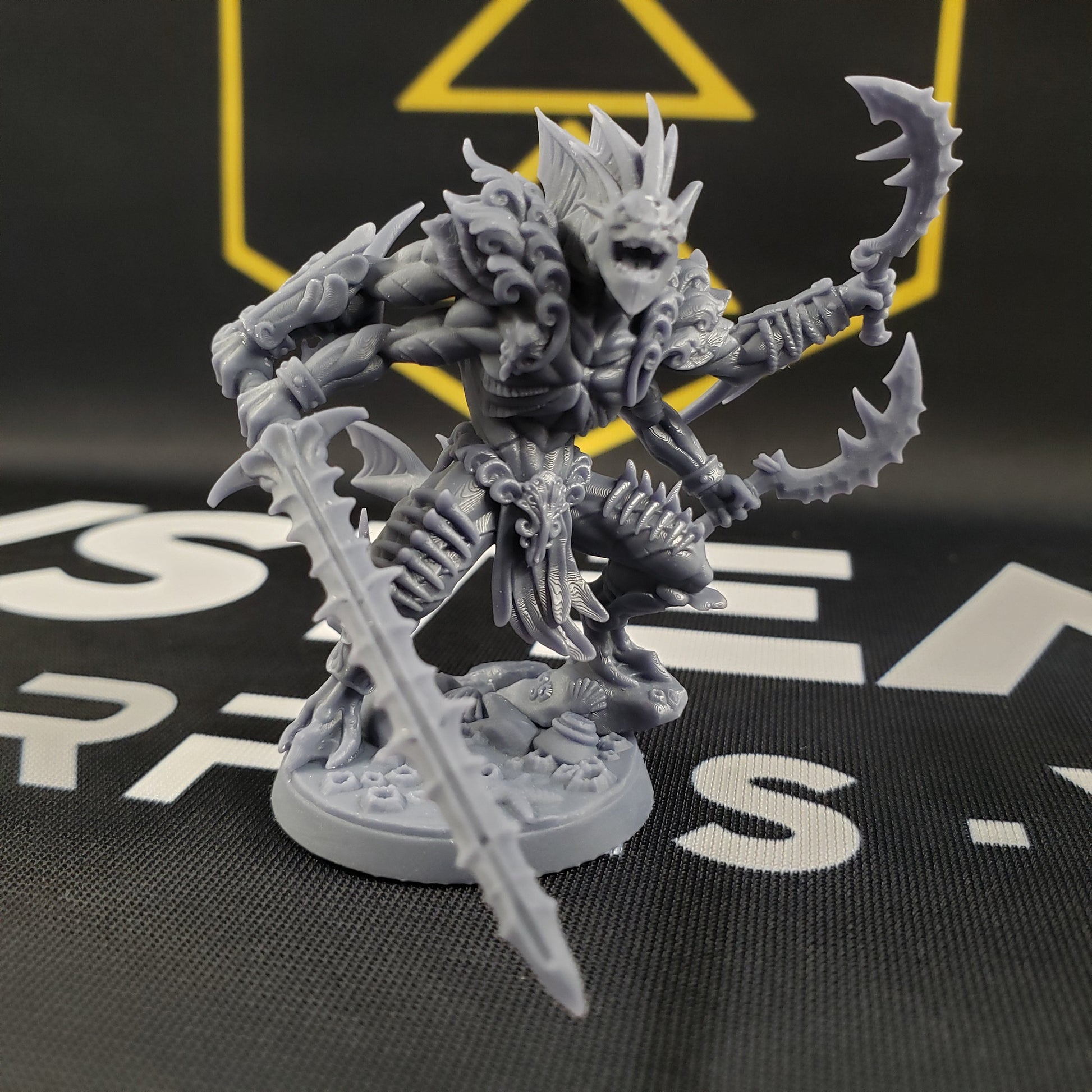 Makakuna, Tide Champion (Male Merfolk Fighter)