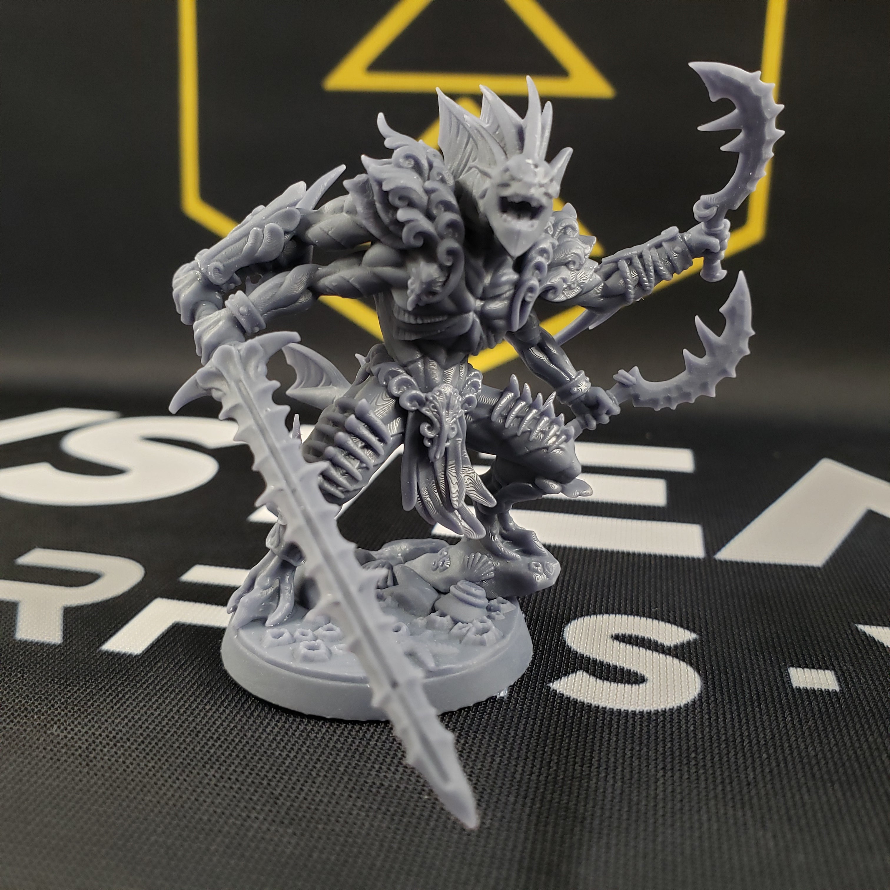 Makakuna, Tide Champion (Male Merfolk Fighter)