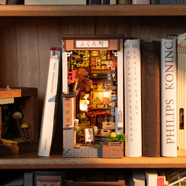 Rolife - Sakura Wine Alley DIY Book Nook TGB11