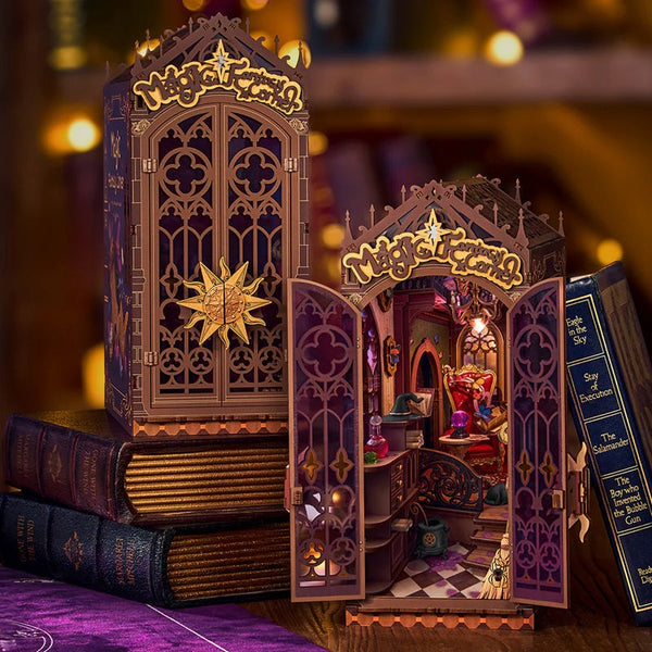 Rolife - Magic Fantasy Corner DIY Book Nook Kit TGB14