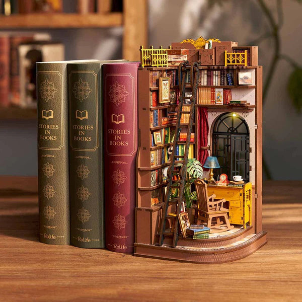 Rolife - Silent Corner Study DIY Book Nook Shelf Insert