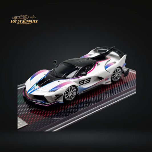 U2 FXX-K Evo White #93 Resin Limited Edition 1:64 - Collectors World Toys