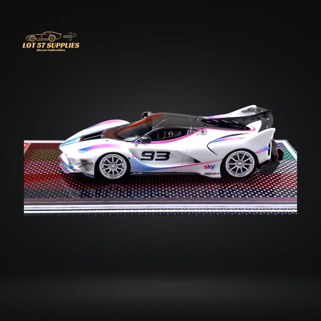 U2 FXX-K Evo White #93 Resin Limited Edition 1:64 - Collectors World Toys