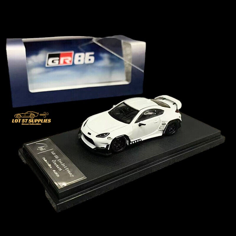 Fuji Toyota GR86 Rocket Bunny Pandem in White 1:64 Main image