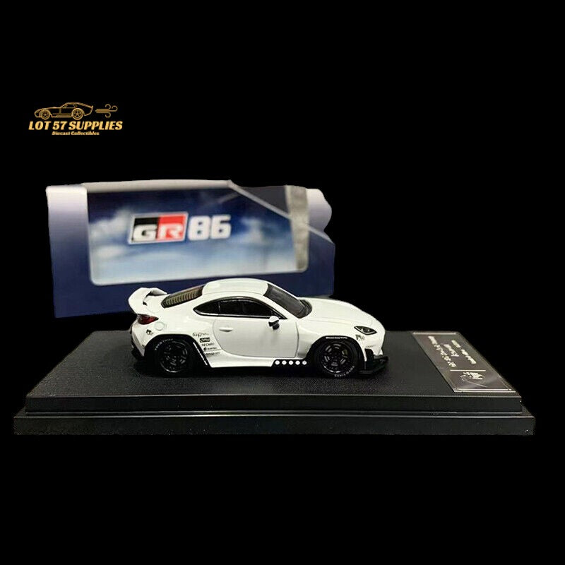 Fuji Toyota GR86 Rocket Bunny Pandem in White 1:64