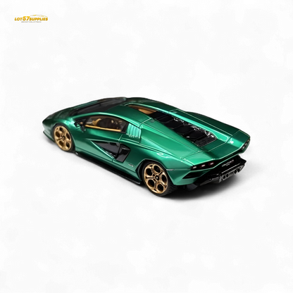 Fuelme Model NEO COUNTACH LPI 800-4 VERDE ARBETE 1:64 Resin