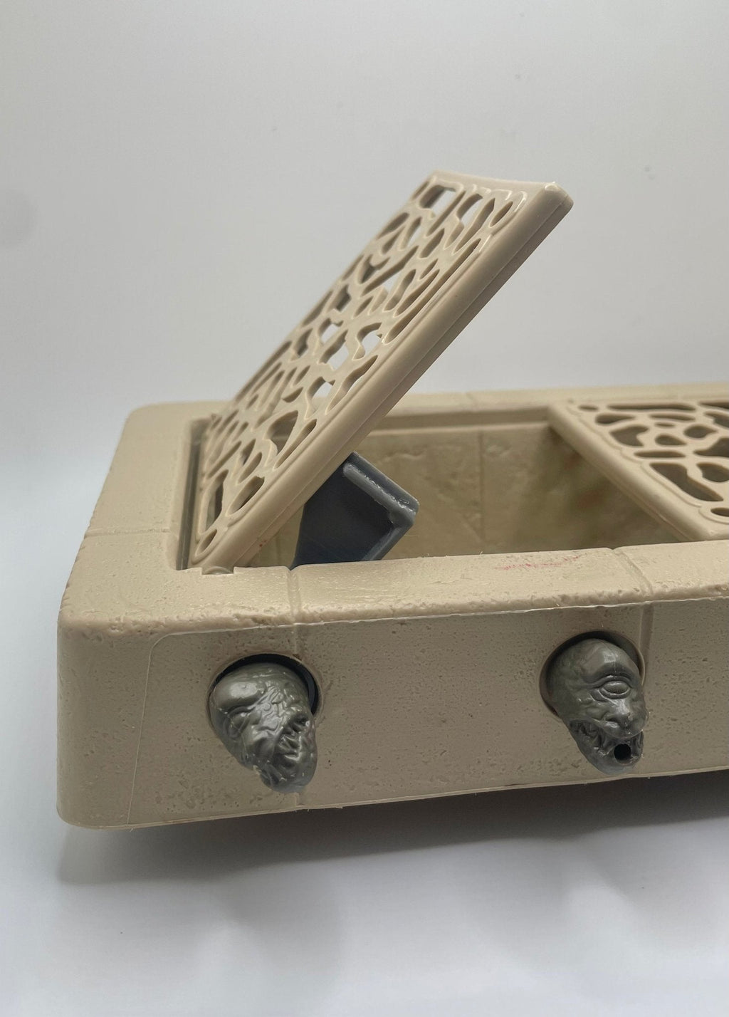 STAR WARS vintage 1983 JABBA THE HUTT Playset Gargoyle Hinges Repro Part Kenner - Collectors World Toys