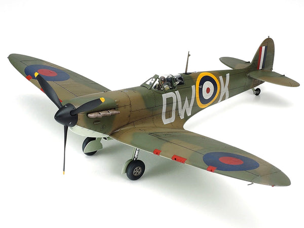 Tamiya - 1/48 Supermarine Spitfire Mk.I Plastic Model Airplane Kit