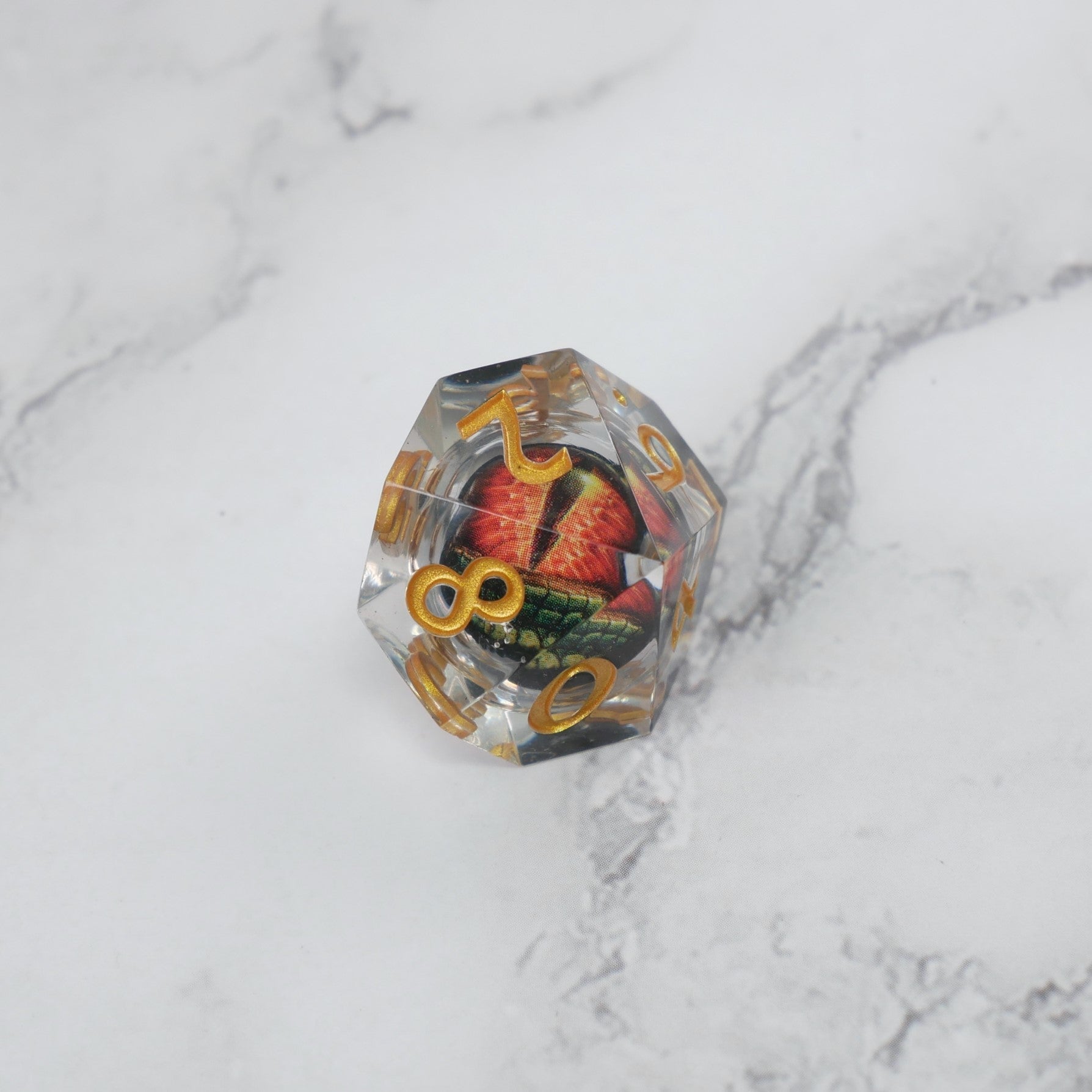 Xanathar's Eye |  7 Piece Moving Eye DnD Dice Set | Acrylic RPG Gaming Dice - Collectors World Toys